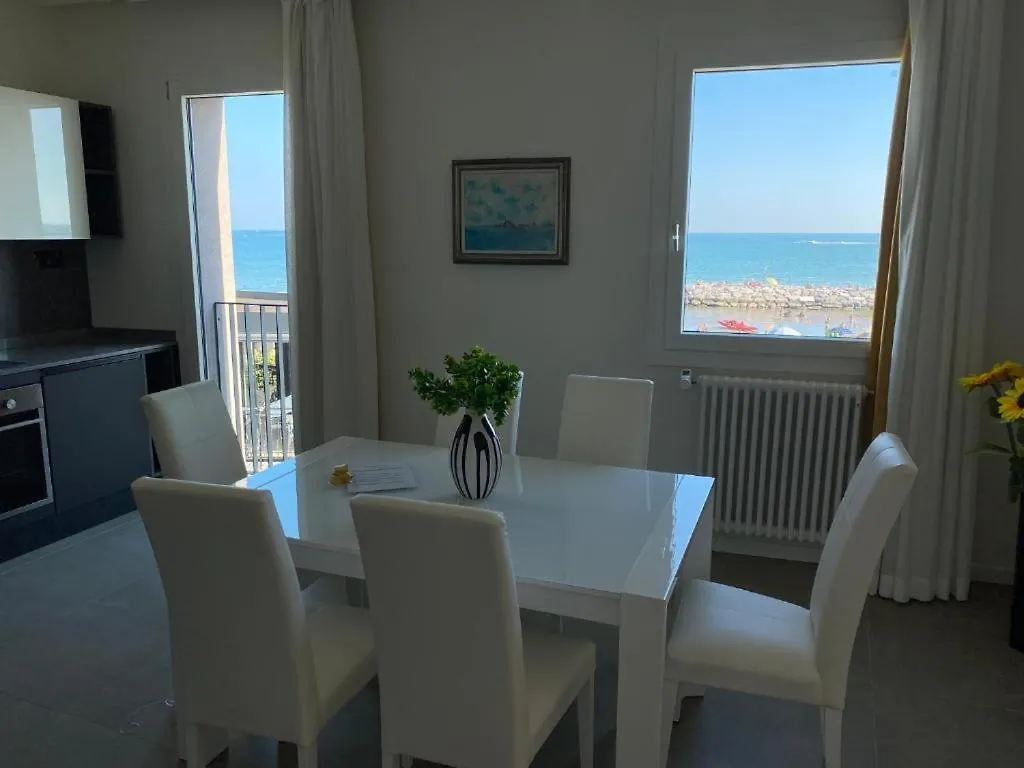 Nuovo Residence Serenissima Frontemare - Agenzia Cocal Caorle Apartment