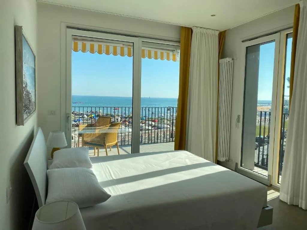 Nuovo Residence Serenissima Frontemare - Agenzia Cocal Caorle