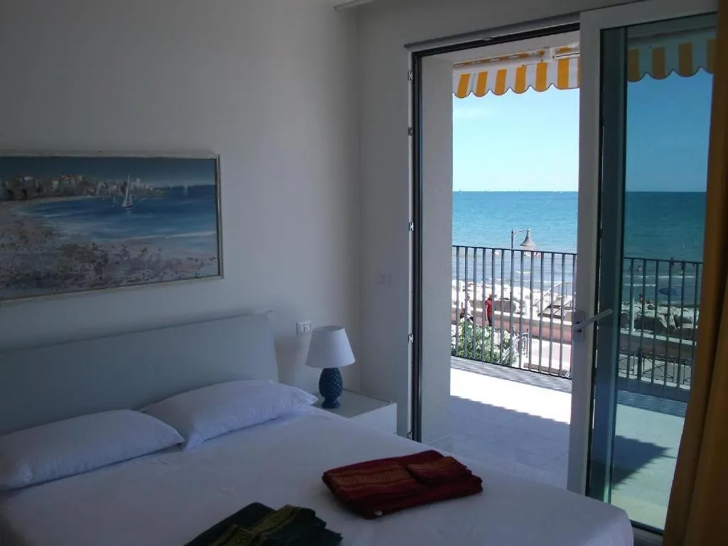 Apartment Nuovo Residence Serenissima Frontemare - Agenzia Cocal Caorle Italy