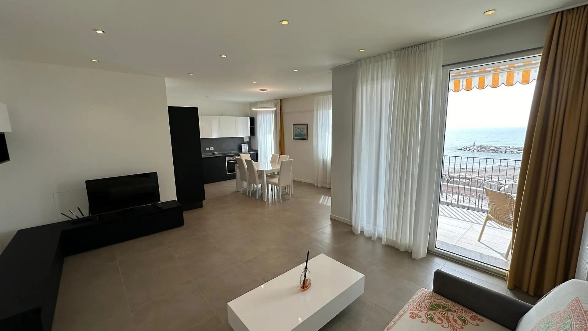 Nuovo Residence Serenissima Frontemare - Agenzia Cocal Caorle